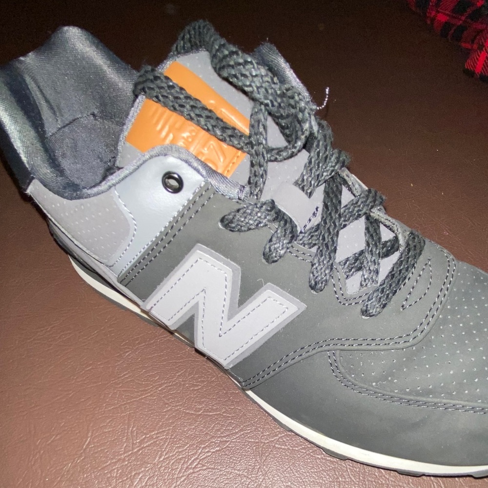 Boys new balance sneakers 2 times
